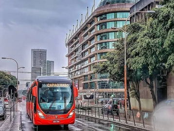 CENTRO DE CURITIBA  (Foto: queilor0